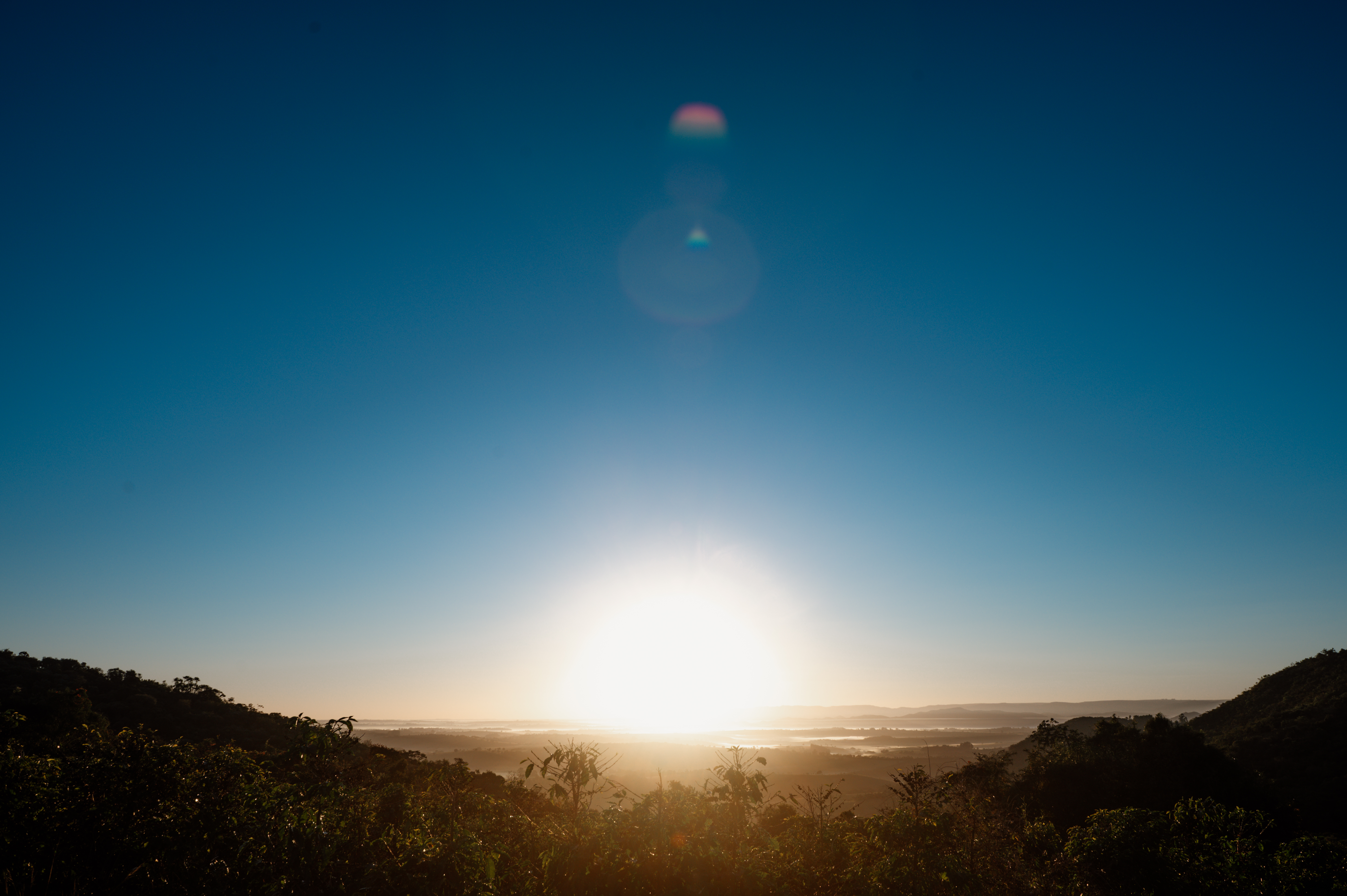 Nascer do sol sobre a regi&atilde;o produtora da Fazenda Cariama